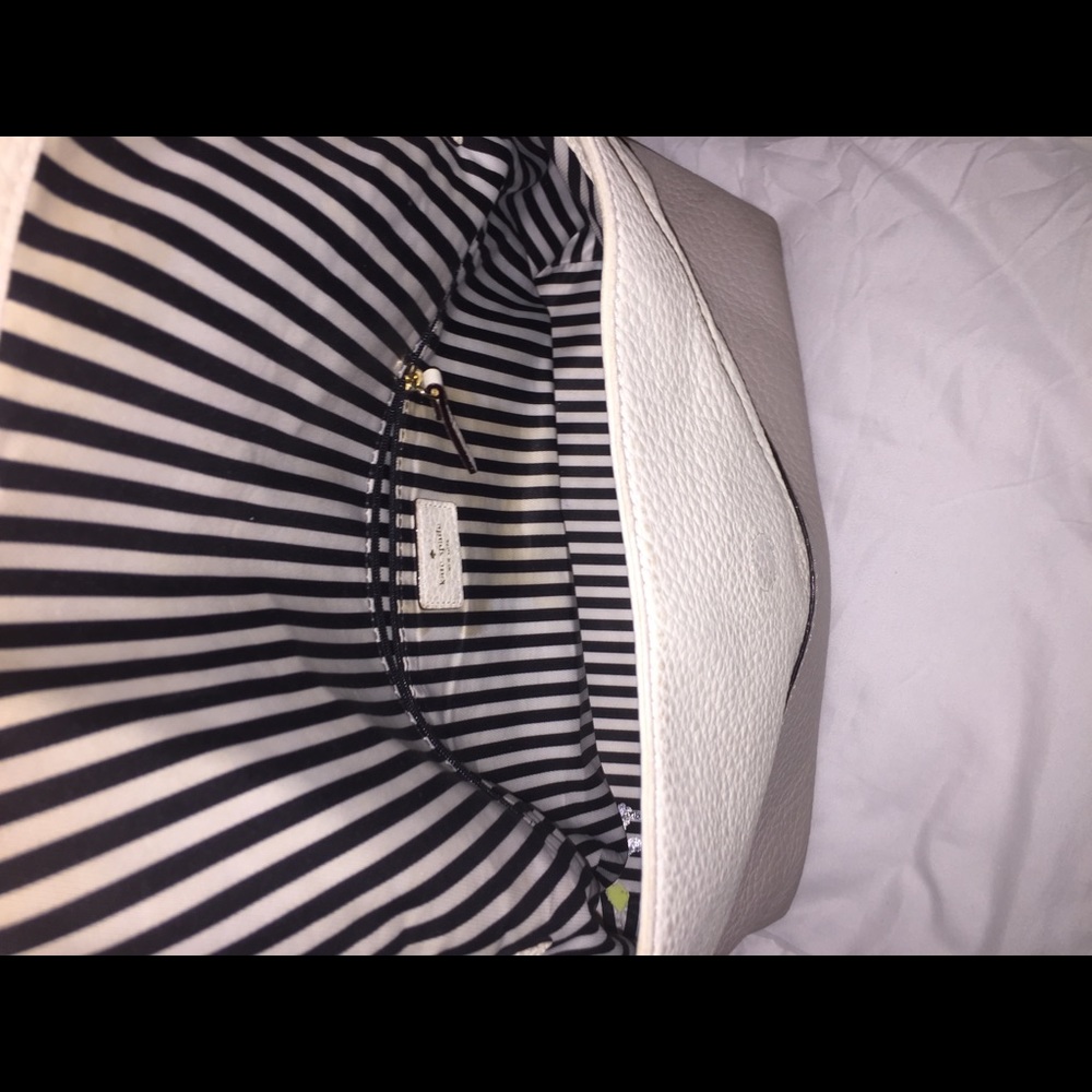 Kate Spade purse - Picture 3 of 3